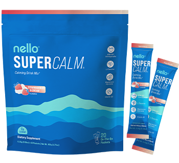 Blue packaging of Nello SuperCalm drink mix with strawberry and cream flavor.